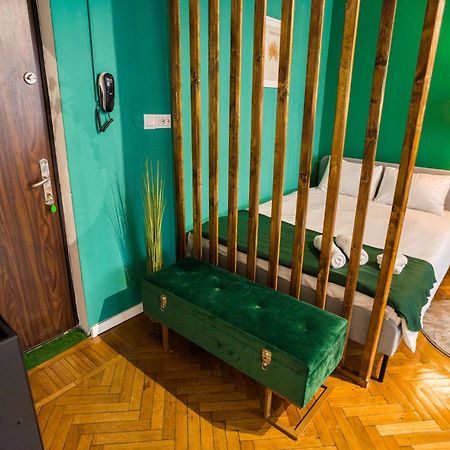 Hacienda Royal Palace - Central Designer Apartment Bükreş Dış mekan fotoğraf