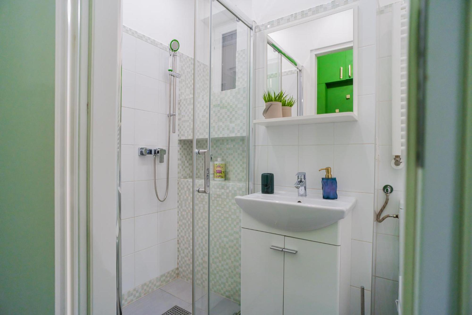 Hacienda Royal Palace - Central Designer Apartment Bükreş Dış mekan fotoğraf