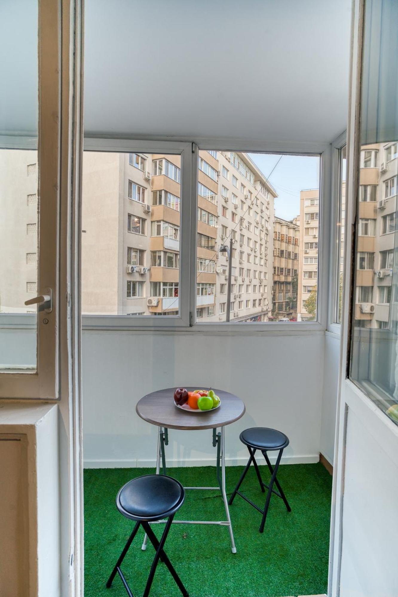 Hacienda Royal Palace - Central Designer Apartment Bükreş Dış mekan fotoğraf